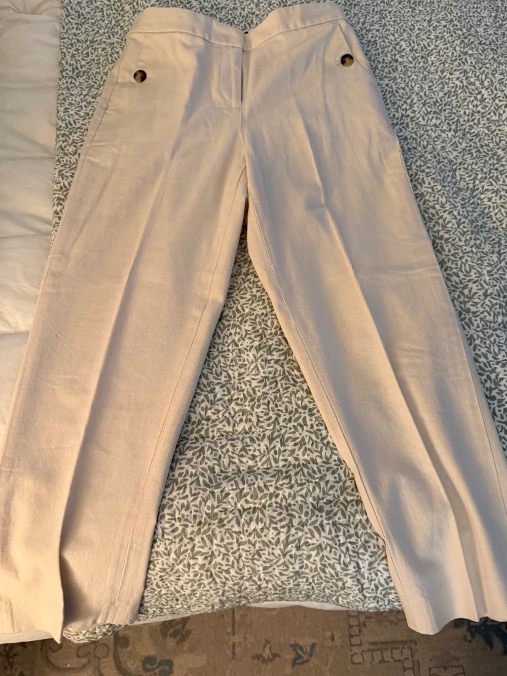 Linen trousers